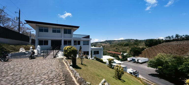 WhatsApp Image 2024-03-11 at 11.35.17 AM (4)